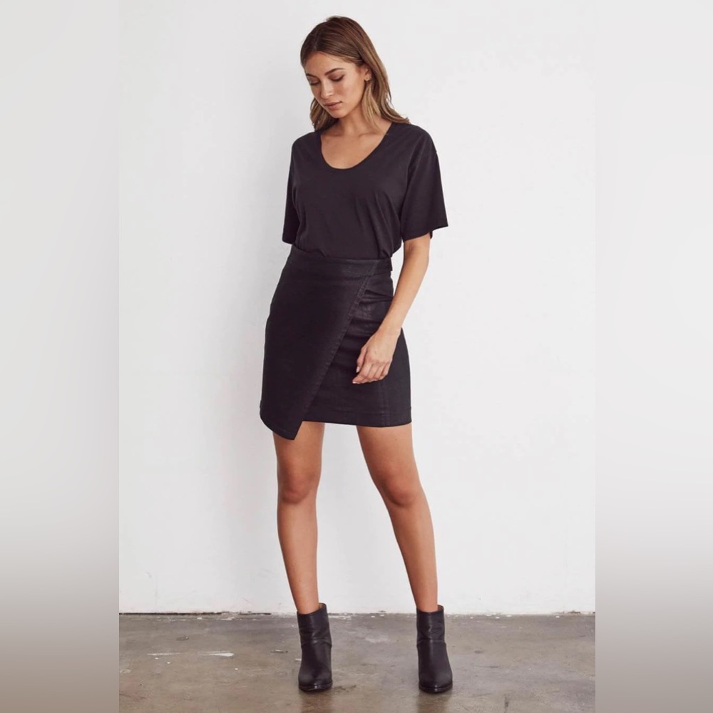 Vetta “The Convertible Tee”